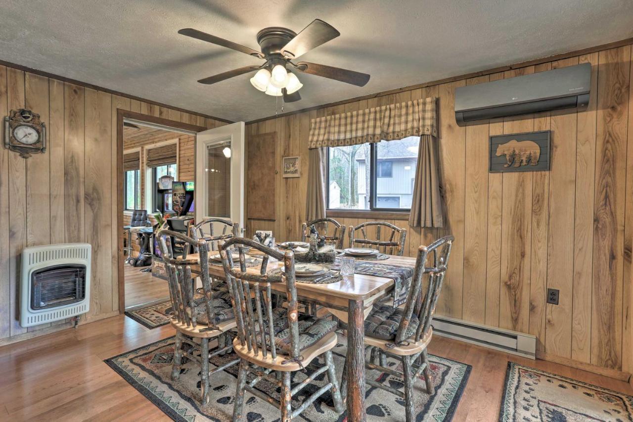 Bear Den Rustic Pocono Lake Home With Game Room! Ngoại thất bức ảnh